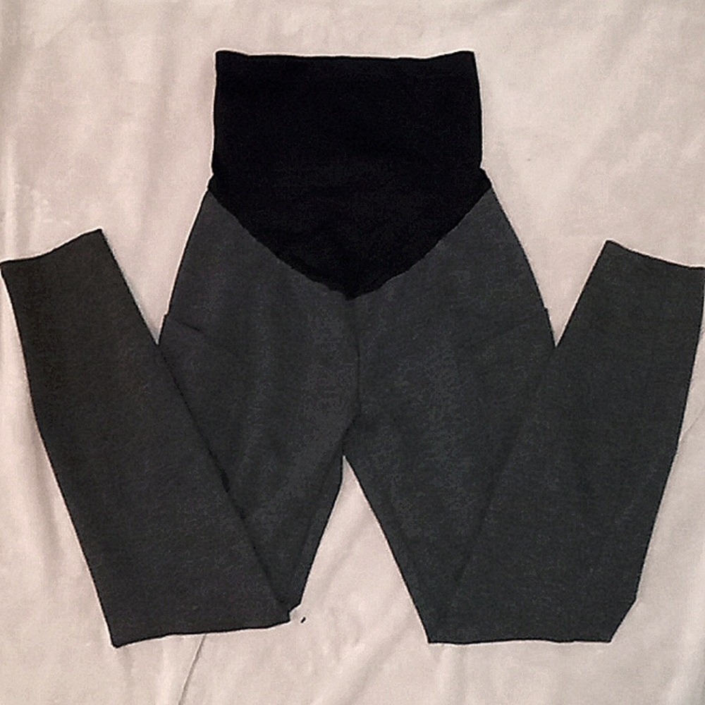 Grey Maternity Leggings WITH POCKETS!